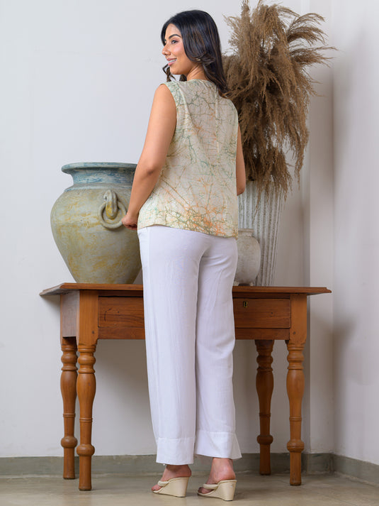 Sleevless batik top detailed with  floral divided yoke