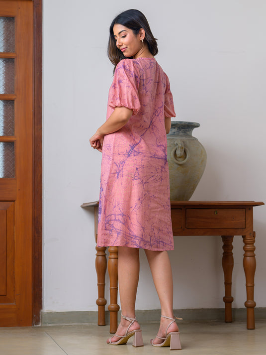 Round neck short placket detailed balloon sleeve dress