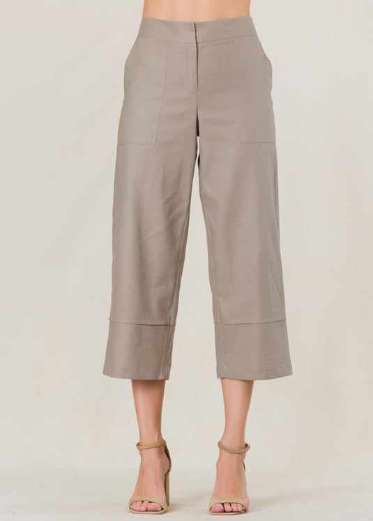 Pin tuck detailed linen pant