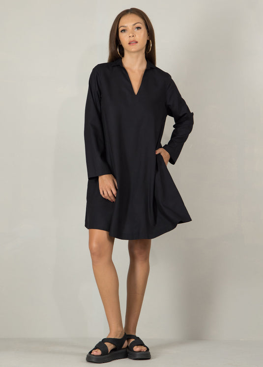 Long sleeve trapeze dress