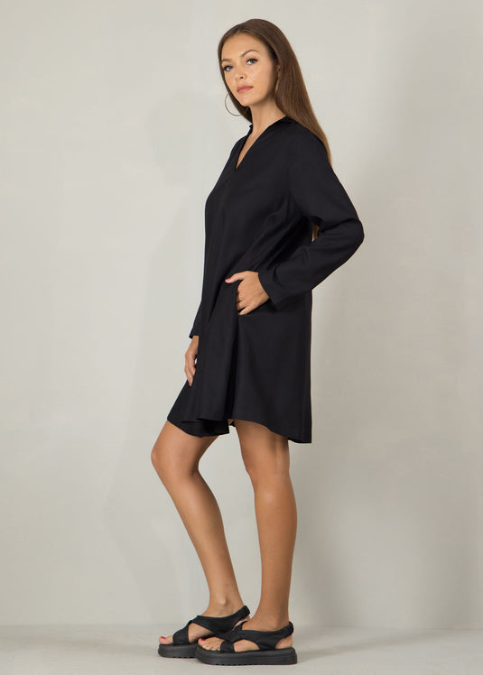 Long sleeve trapeze dress