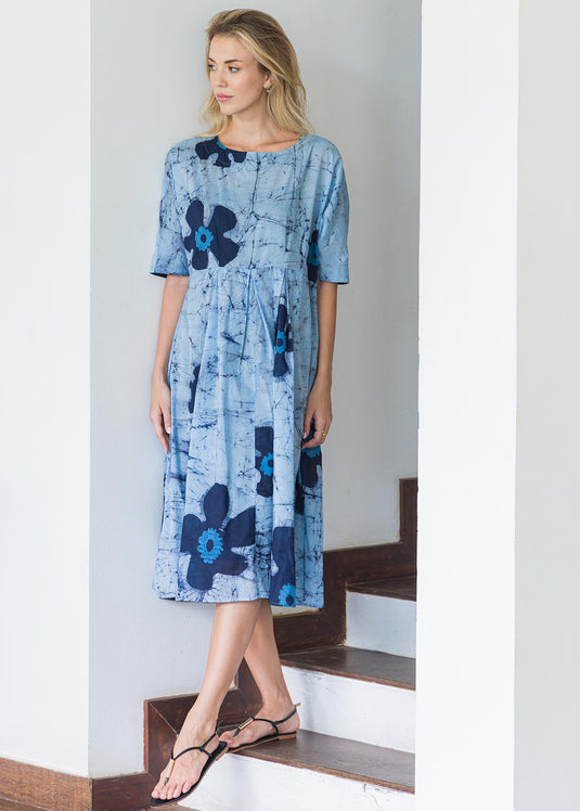 Round neck batik floral dress with cracks