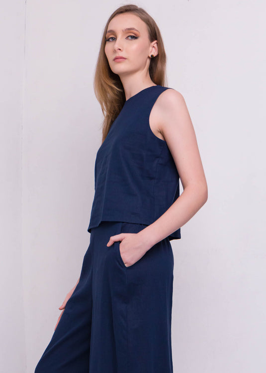 Sleeveless Crop Top