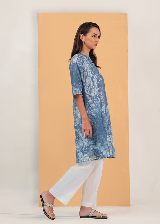 Lines printed batik dress