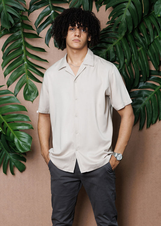 Detailed Back Print S/S Shirt
