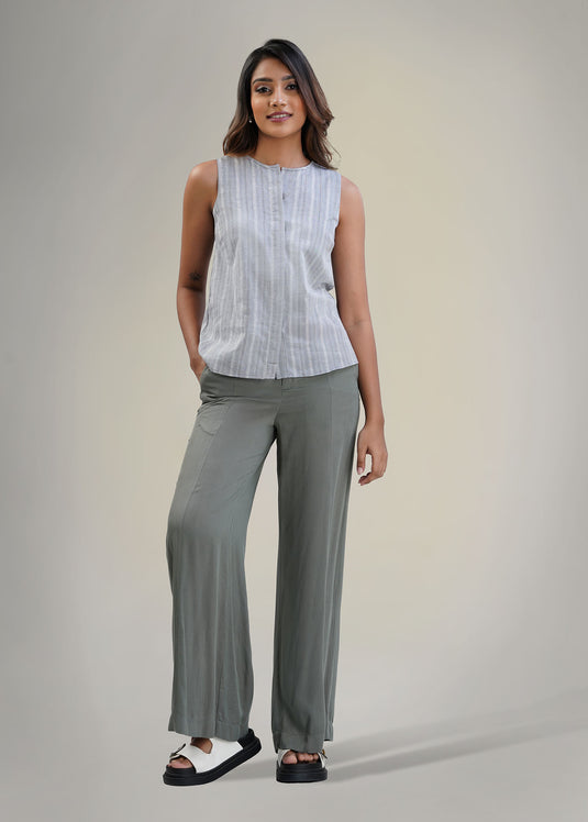 Basic sleeveless top