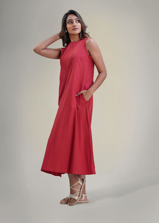 Cut panel detailed midi dress