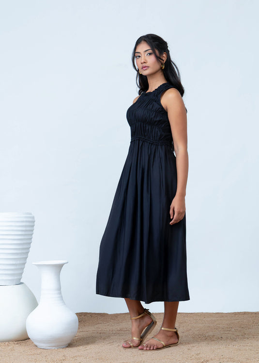 Sleeveless Dress With Ruched Front