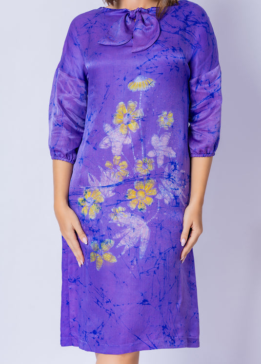 Batik Round Neck Tie Straight Dress