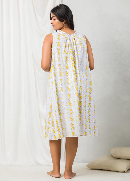 Frill detailed nightgown