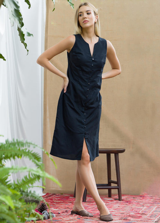 Sleeveless button down dress