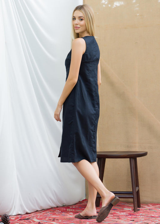 Sleeveless button down dress