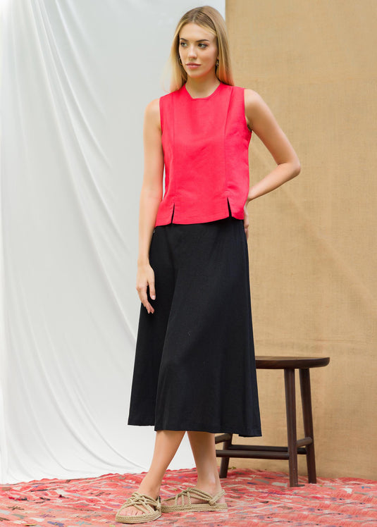 Sleeveless crop top
