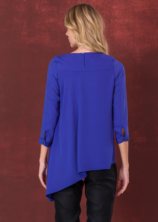 Three quarter sleeve blouse with asymmetrical hem