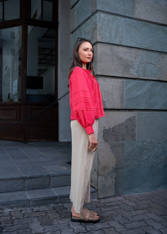 Long sleeve pintuck detailed blouse