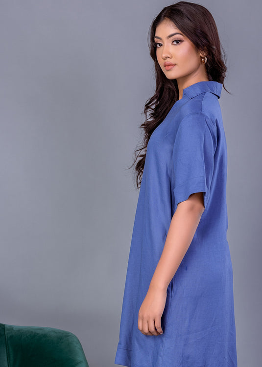 Basic short dress with collar