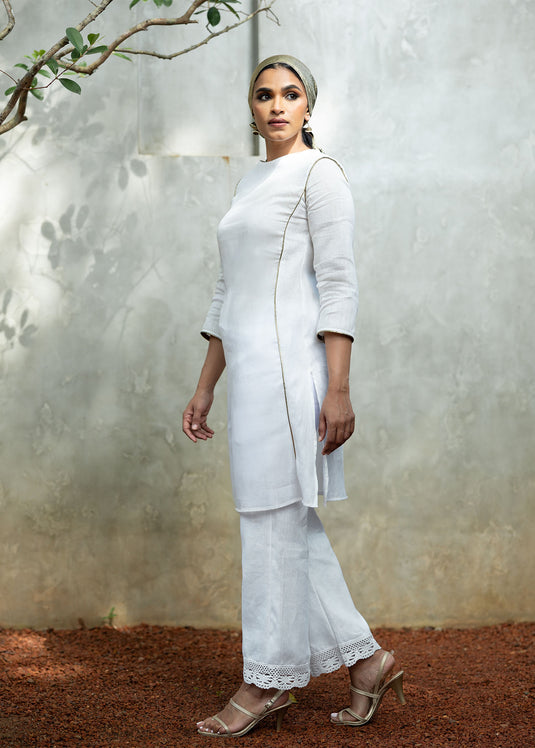 Basic kurtha top with contrast piping detail