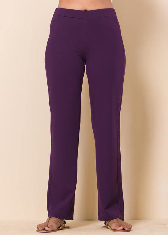 Straight legged pant with side panel