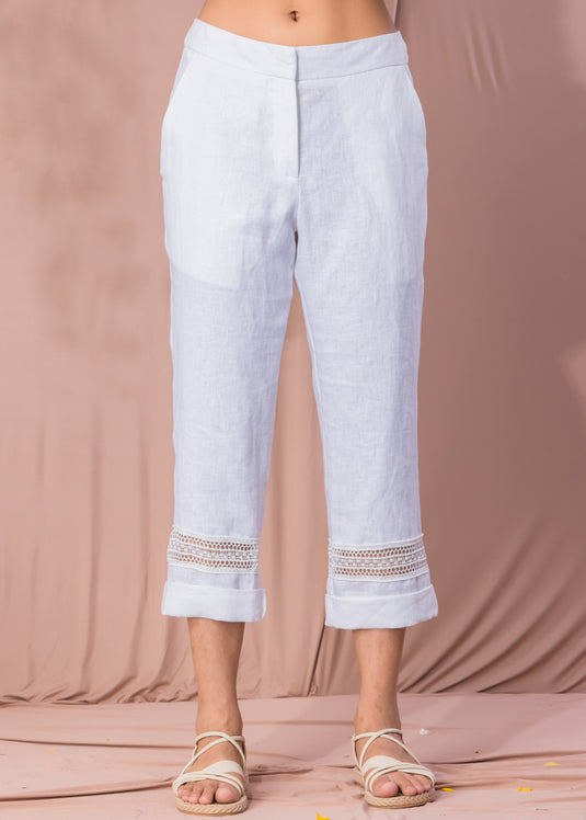 White Three Quarter Pant With Lace Detail