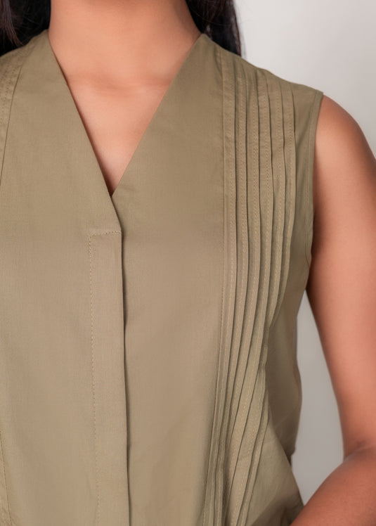 Pintuck Detailed Sleeveless Blouse