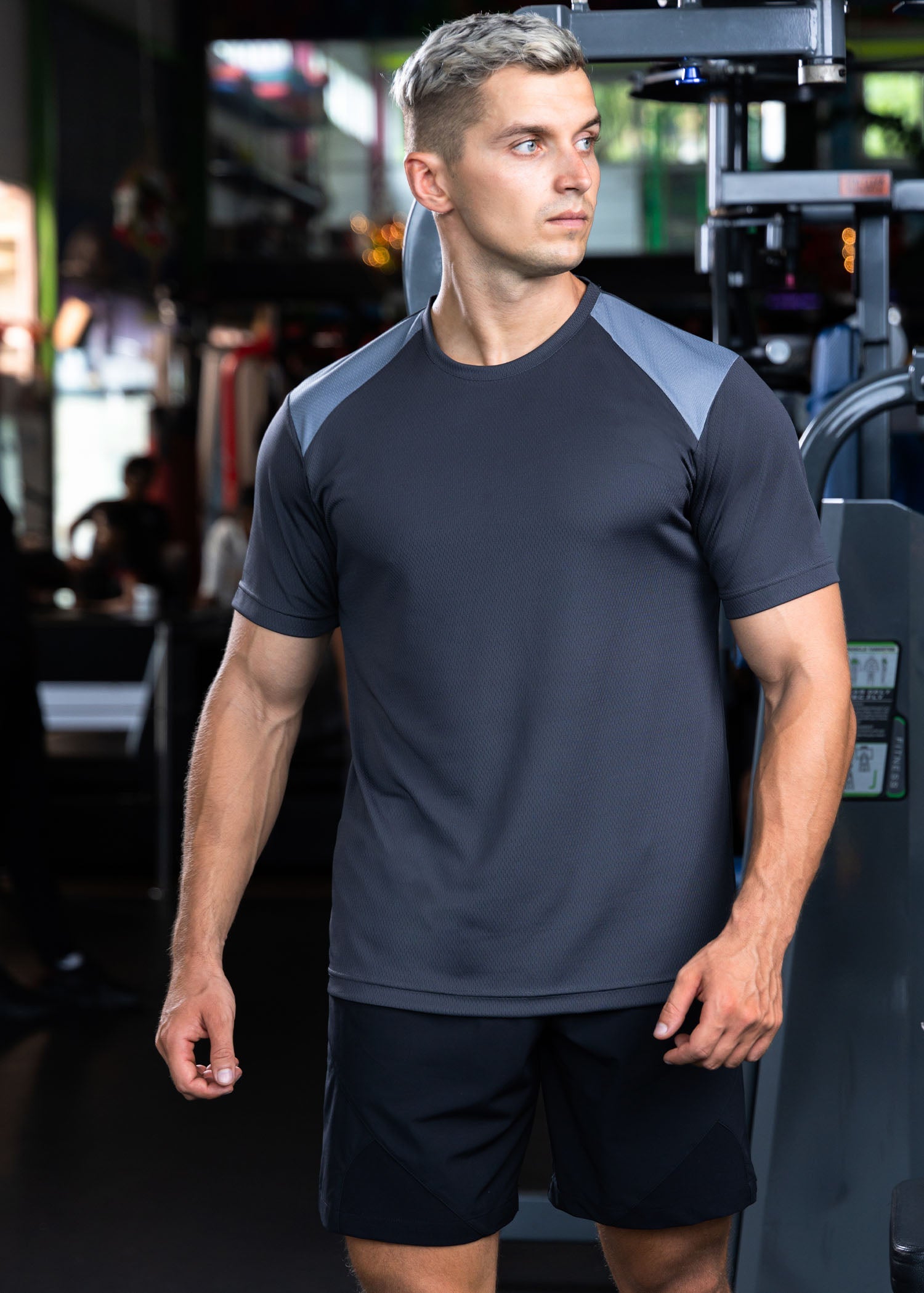 Active Wear T-shirt With  Front Contrast