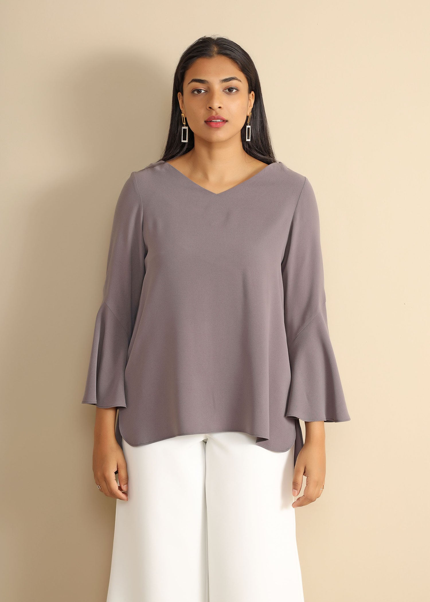 High Low Hem L/S Top With Frilled Cuff