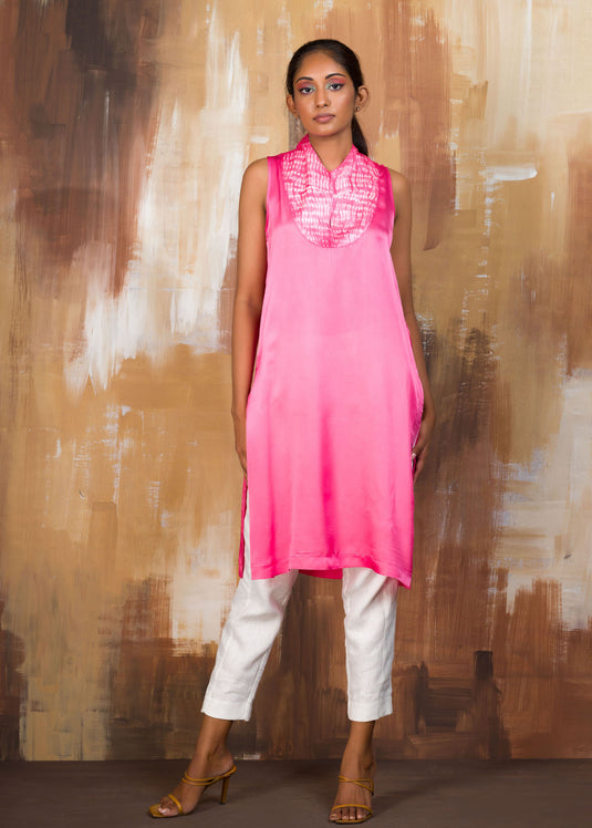 Sleeveless shibori kurta top