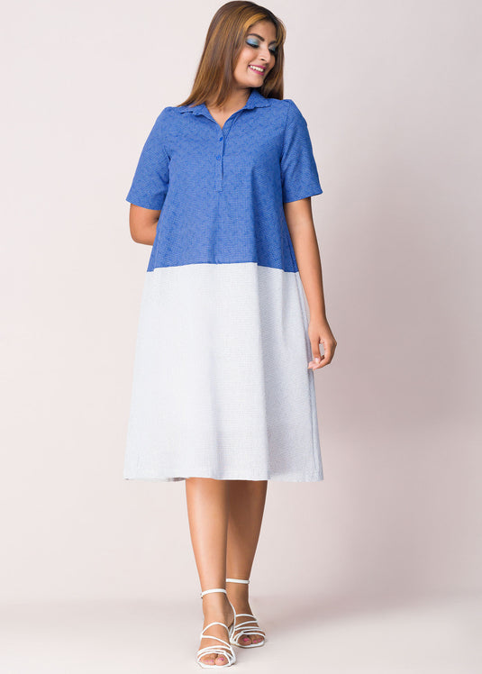 Collar Detailed Contrast Flared Dress
