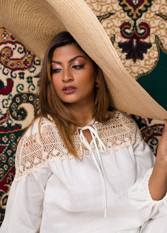 Voluminous L/S Raffia Blouse