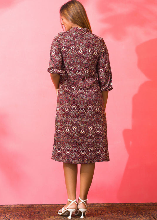 Collar Detailed Solid Shift Dress