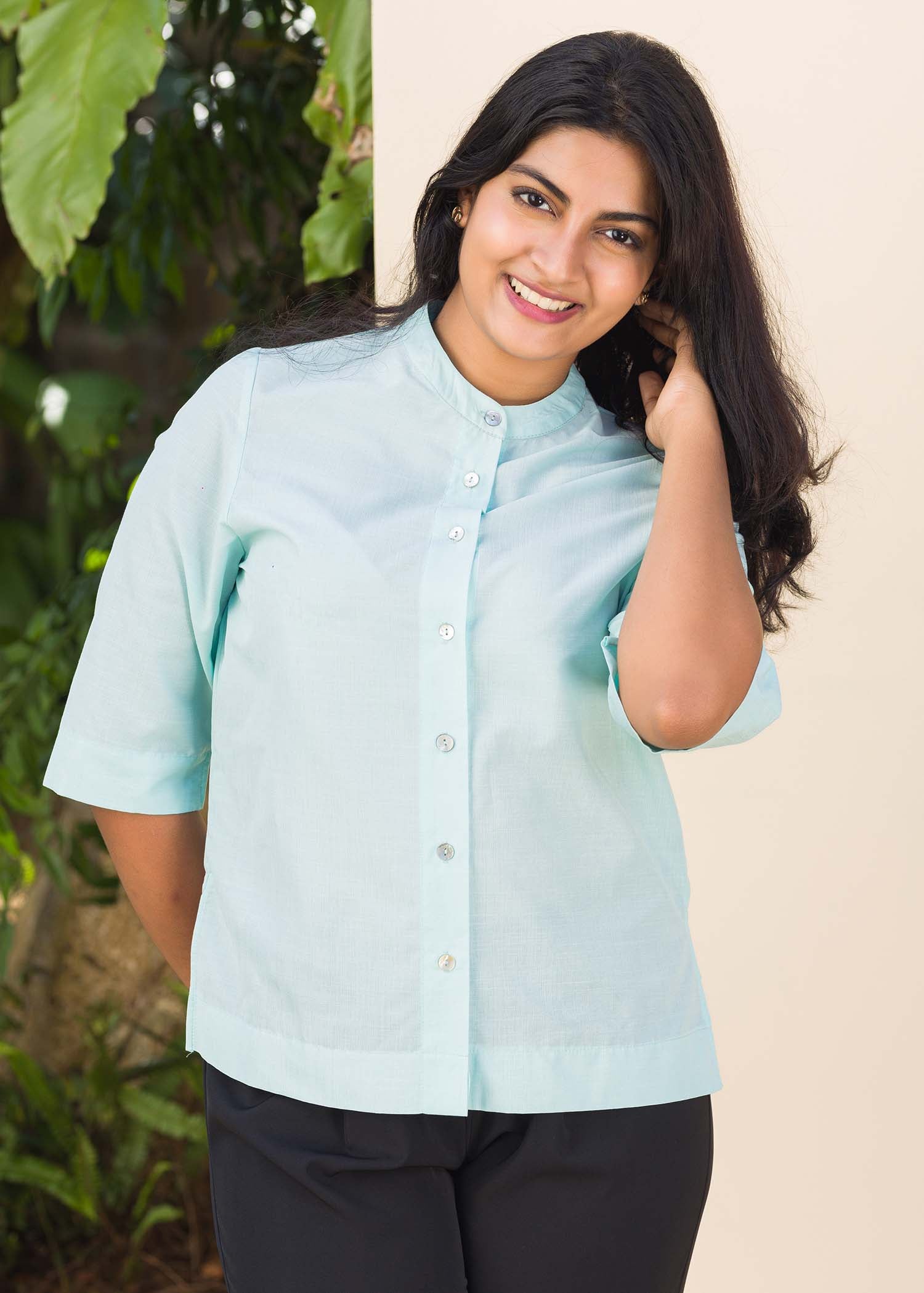 Neru Collared button down blouse