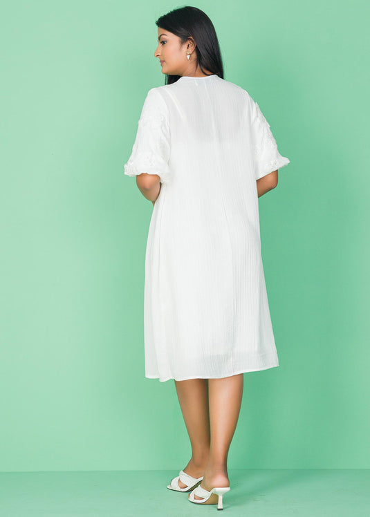 EMBROIDERED BALOON SLEEVE DRESS