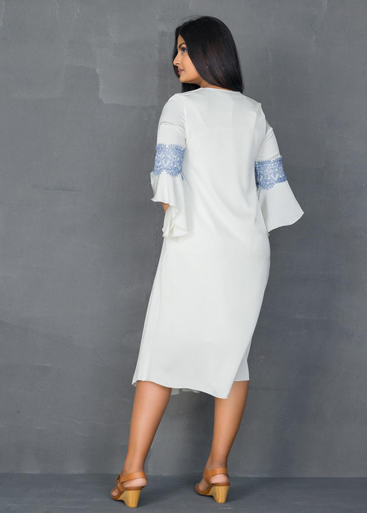 LACE DETAIL FLOUNCE DRESS