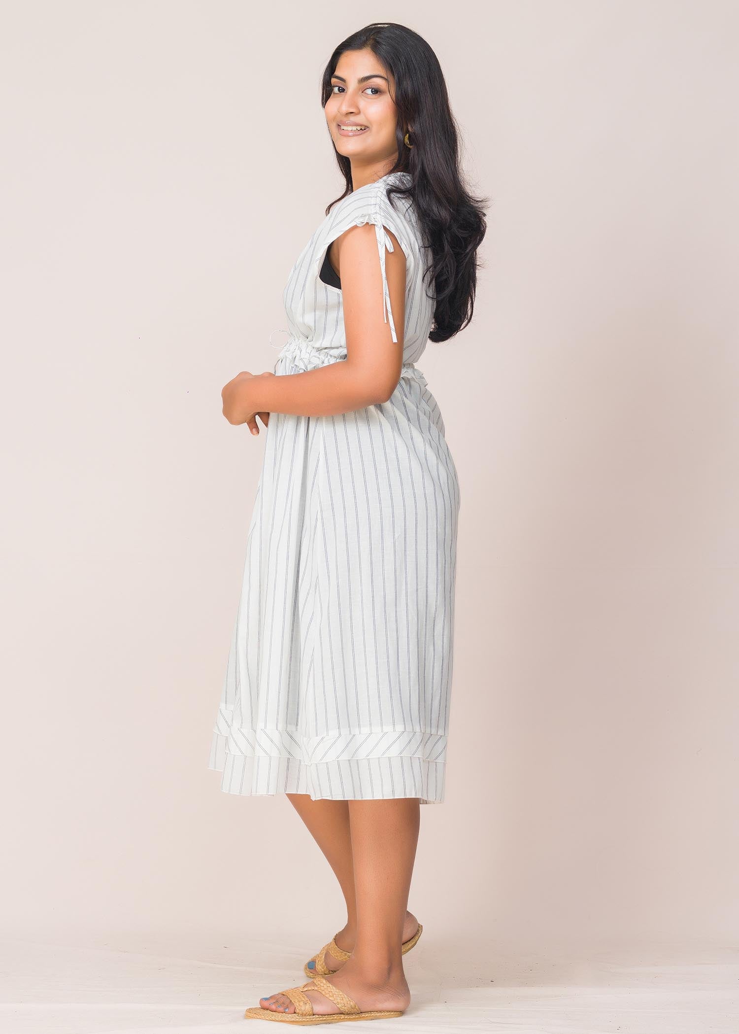Frill detailed front tie-up dress