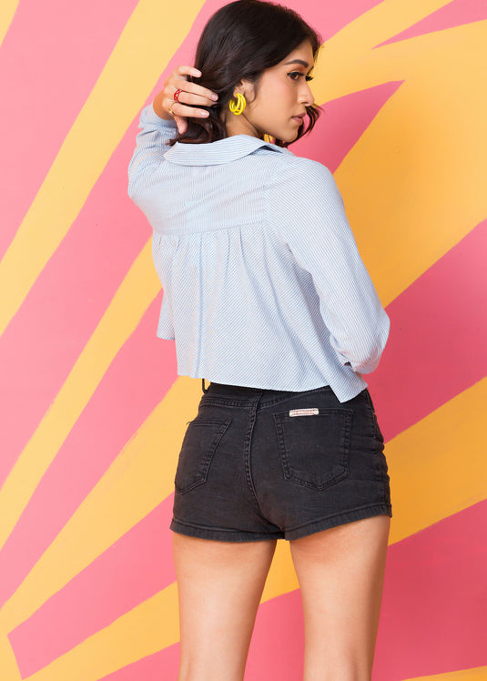 Collar Detailed Cropped Shirt
